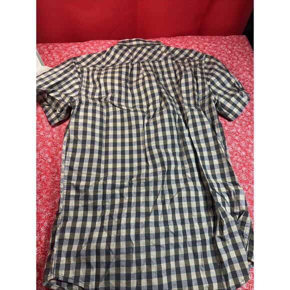 Levi's Men's Plaid Short Sleeve Button-Up Shirt, Size M - Picture 5 of 5